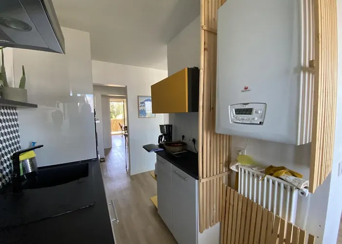 T3 Avec Terrasse, Parking Et Wifi A - Fr-1-374-163 Apartment *